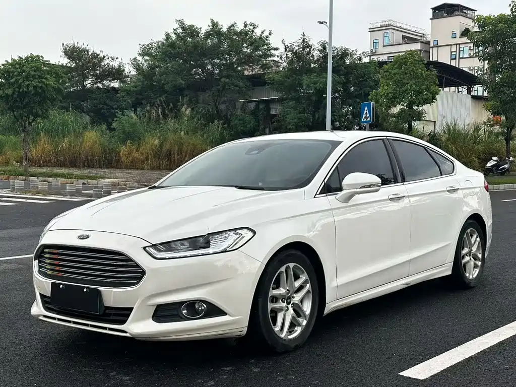 Ford Mondeo 2016 — фото 1