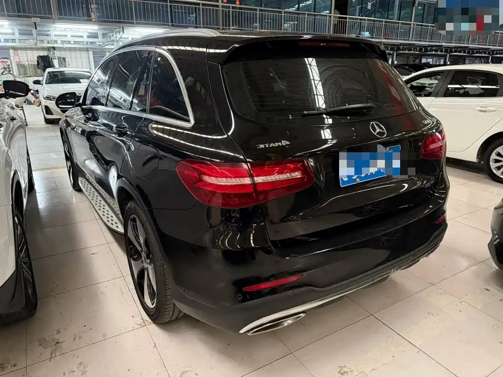 Mercedes-Benz GLC 2018 — фото 12
