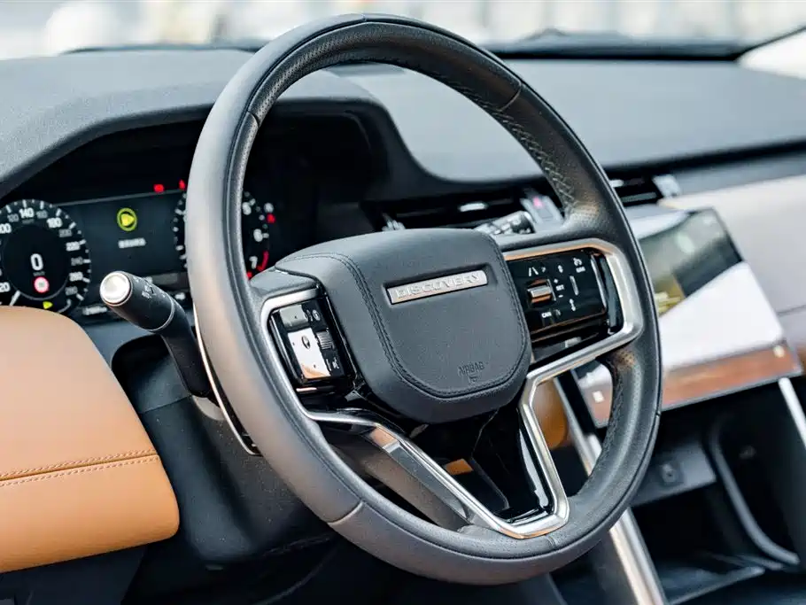 Land Rover Discovery Sport 2024 — фото 8