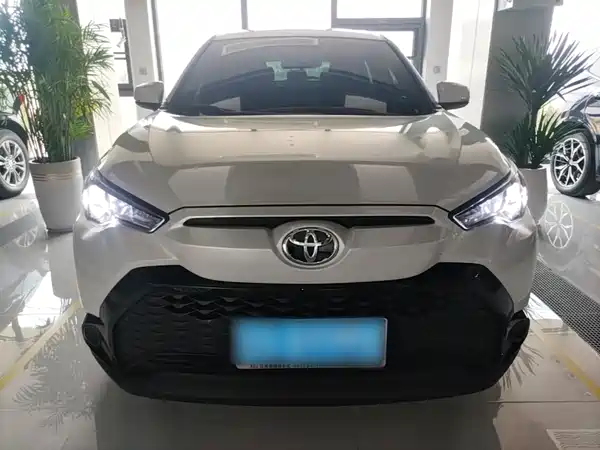 Toyota Frontlander 2023