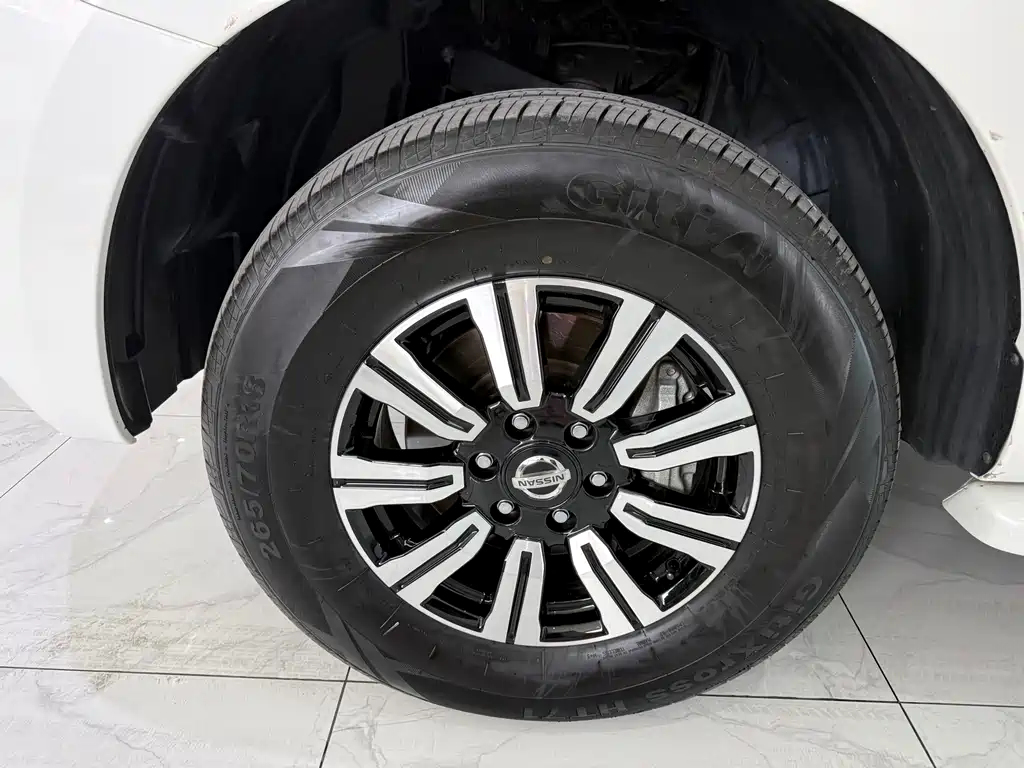 Nissan Patrol 2020 — фото 19