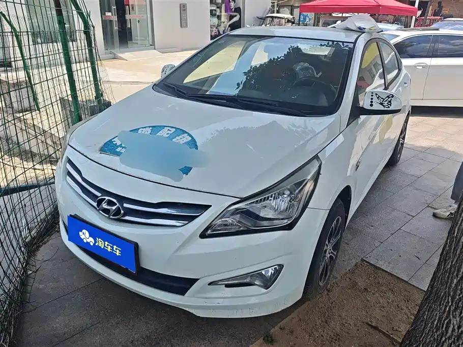 Hyundai Verna 2014 — фото 2