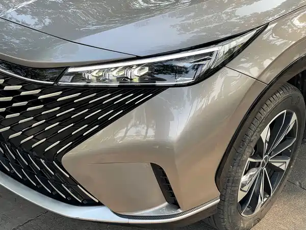 Roewe RX5 2024