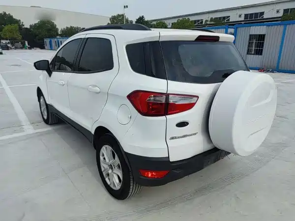 Ford EcoSport 2015