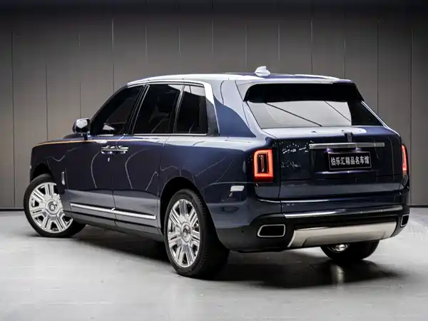 Rolls-Royce Cullinan 2022
