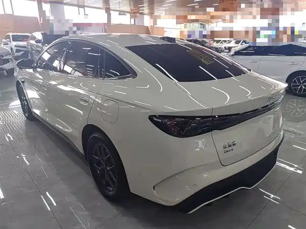 BYD Seal 06 2025