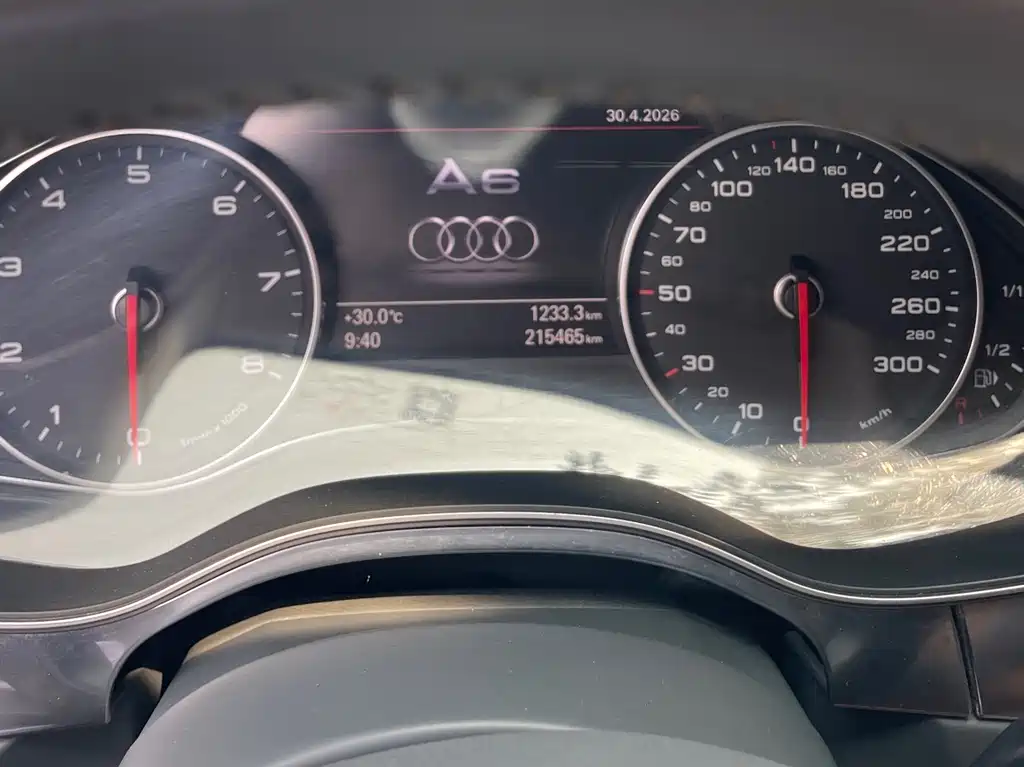 Audi A6L 2012 — фото 12