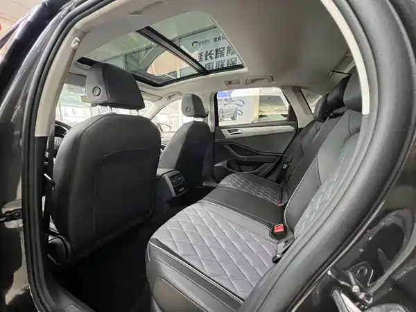 Volkswagen Sagitar 2023