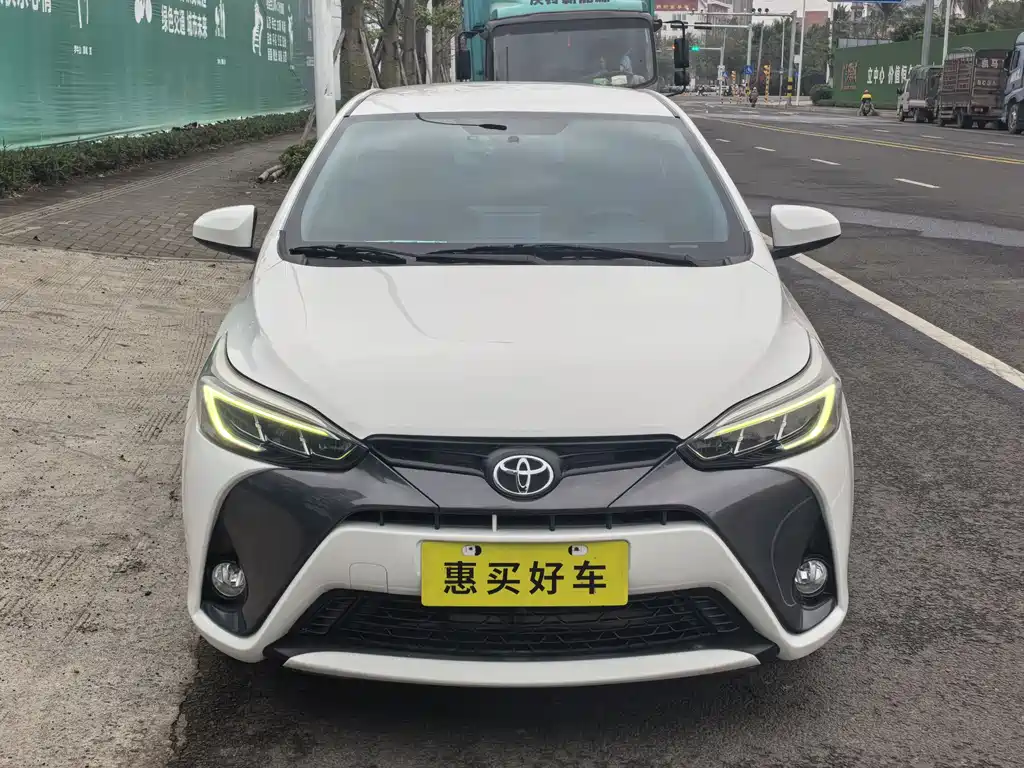 Toyota Yaris L 2020 — фото 2