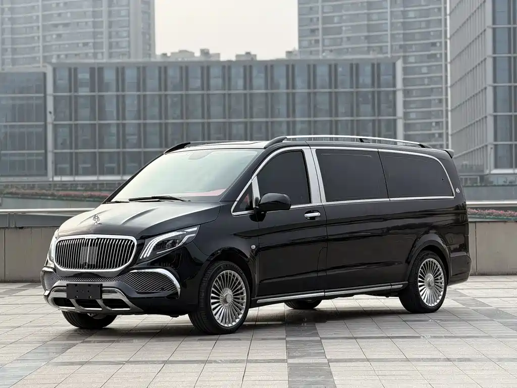 Mercedes-Benz Vito 2022 — фото 1