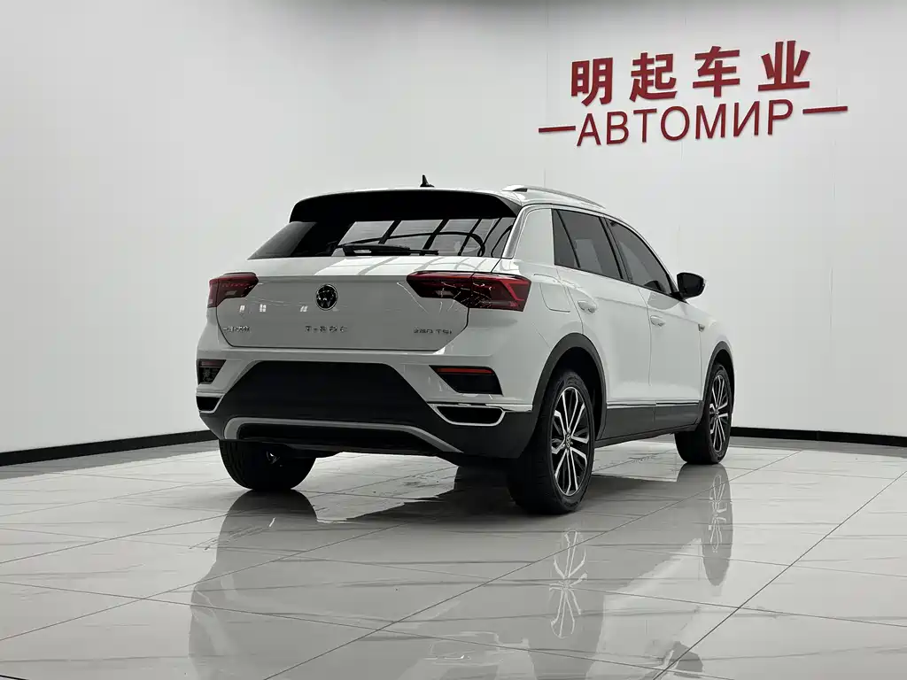 Volkswagen T-Roc 2023 — фото 9
