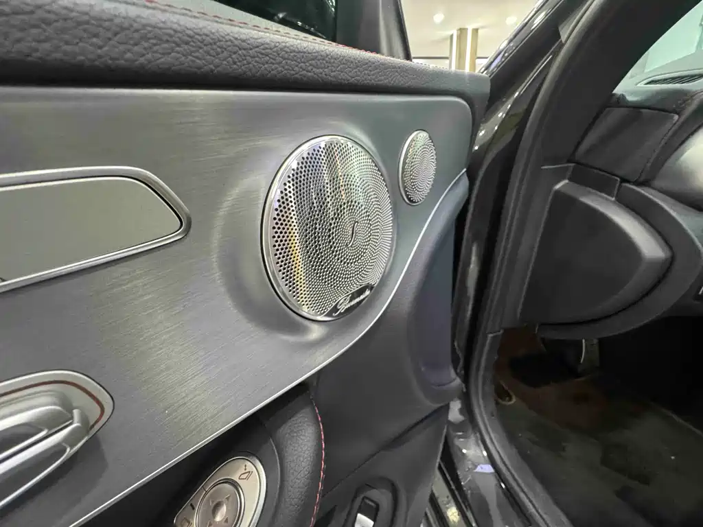 Mercedes-Benz C-Class 2022 — фото 4