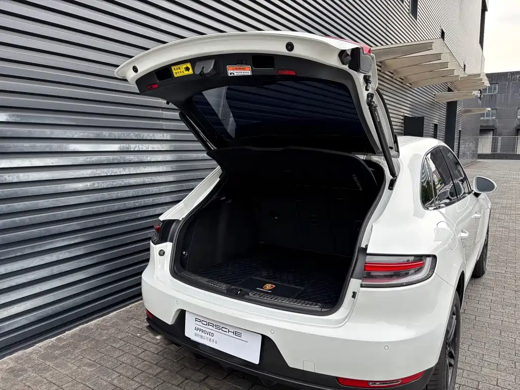 Porsche Macan 2021 — фото 13