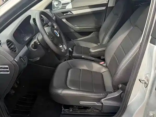 Volkswagen Jetta 2013
