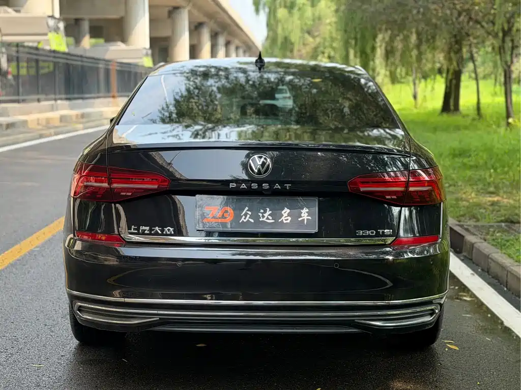 Volkswagen Passat 2021 — фото 14