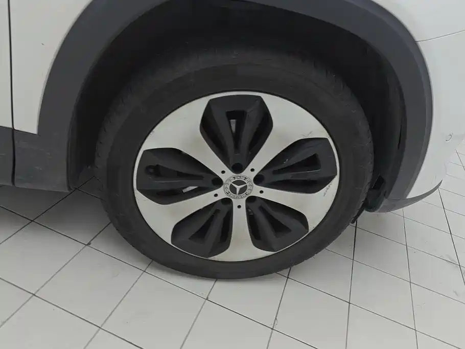 Mercedes-Benz GLB 2021