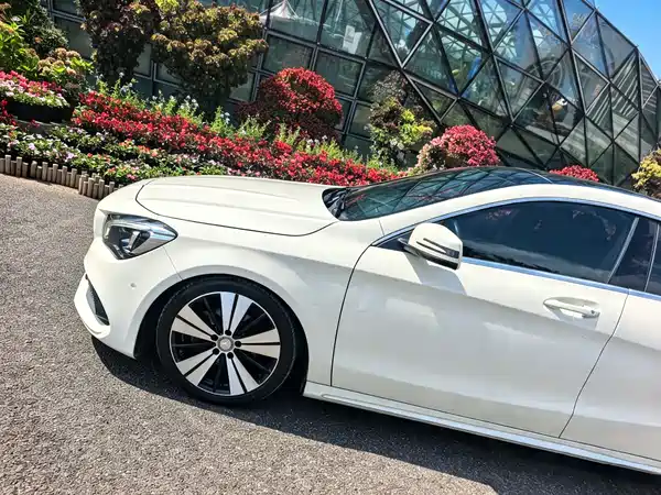 Mercedes-Benz CLA 2017