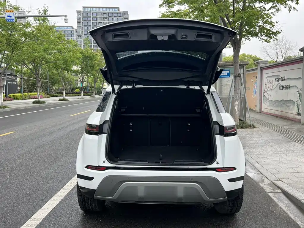 Land Rover Evoque 2021 — фото 14
