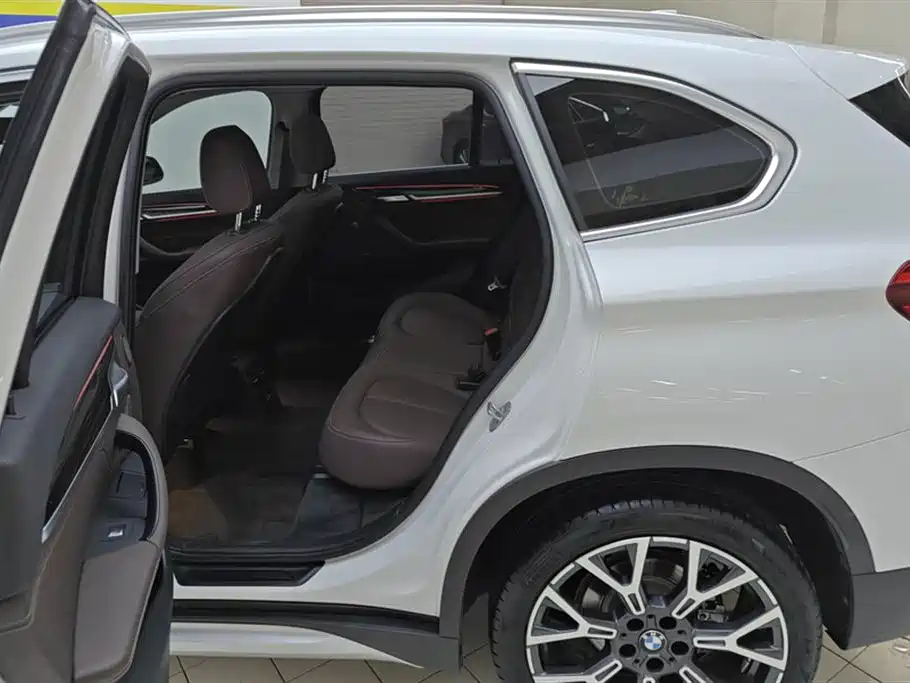 BMW X1 2023 — фото 11