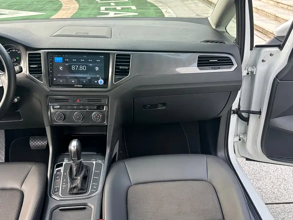 Volkswagen Golf Jialu 2018 — фото 19