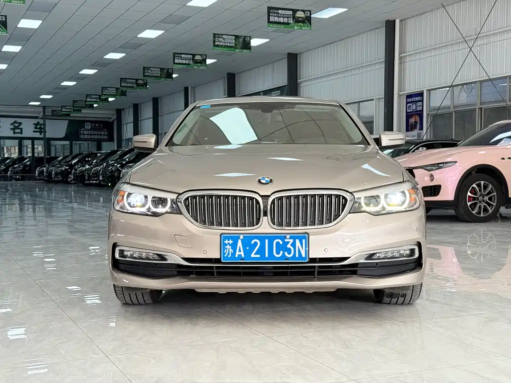 BMW 5 Series 2018 — фото 2