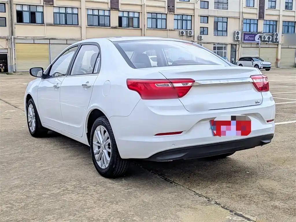 Geely Vision 2021 — фото 7
