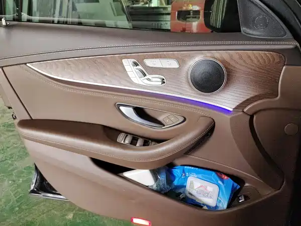 Mercedes-Benz E-Class 2022