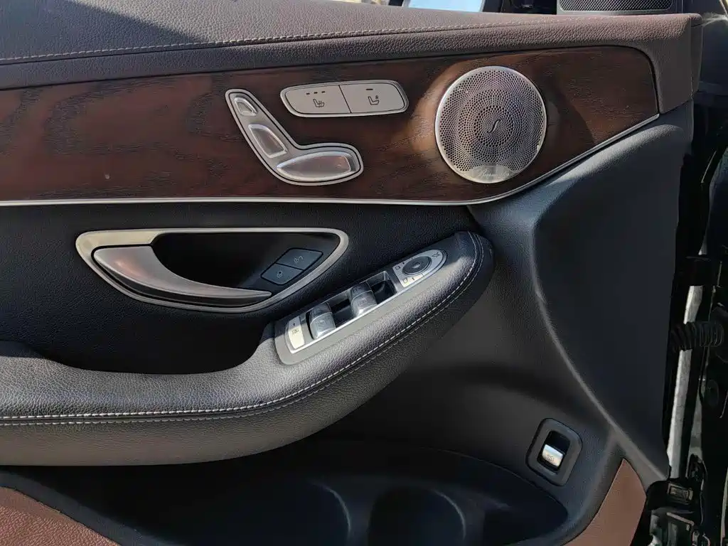 Mercedes-Benz GLC 2021