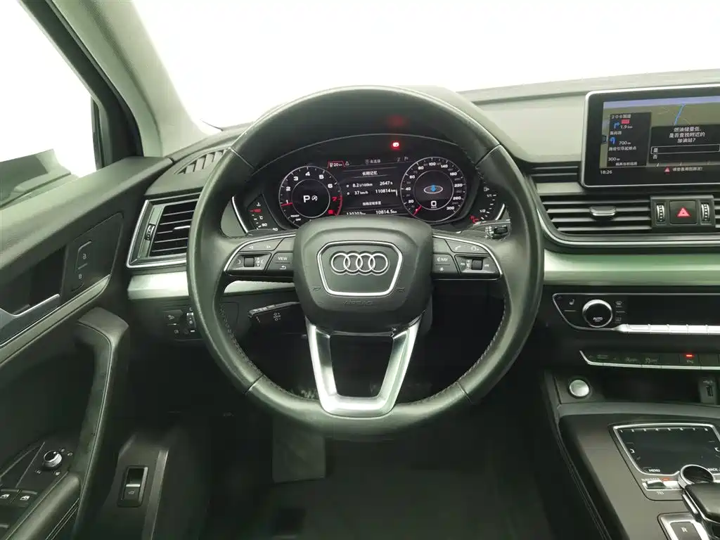 Audi Q5L 2021 — фото 11