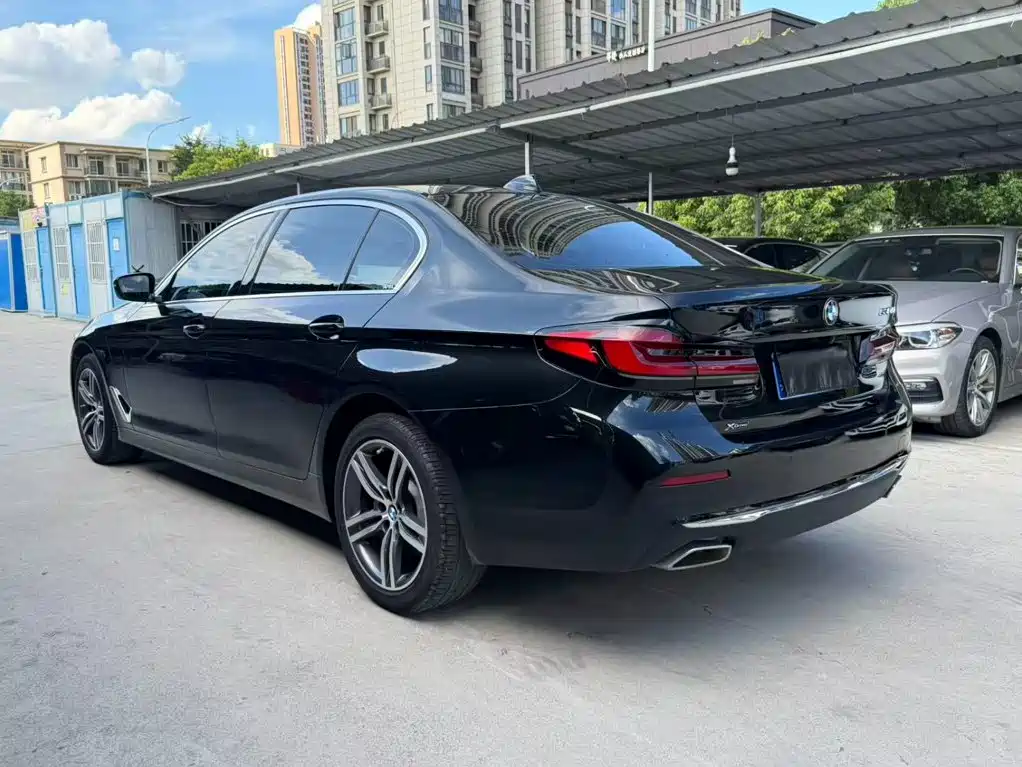 BMW 5 Series 2023