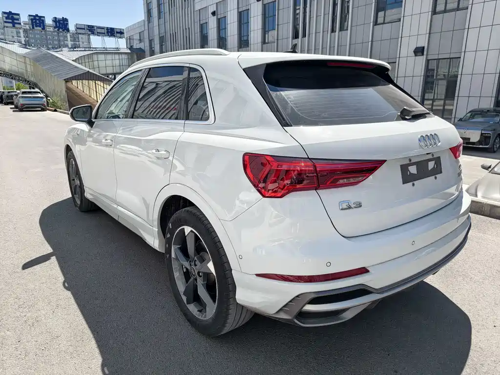 Audi Q3 2023