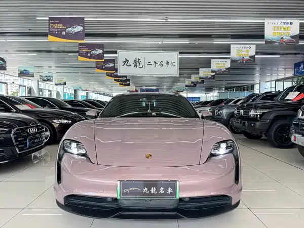 Porsche Taycan 2021