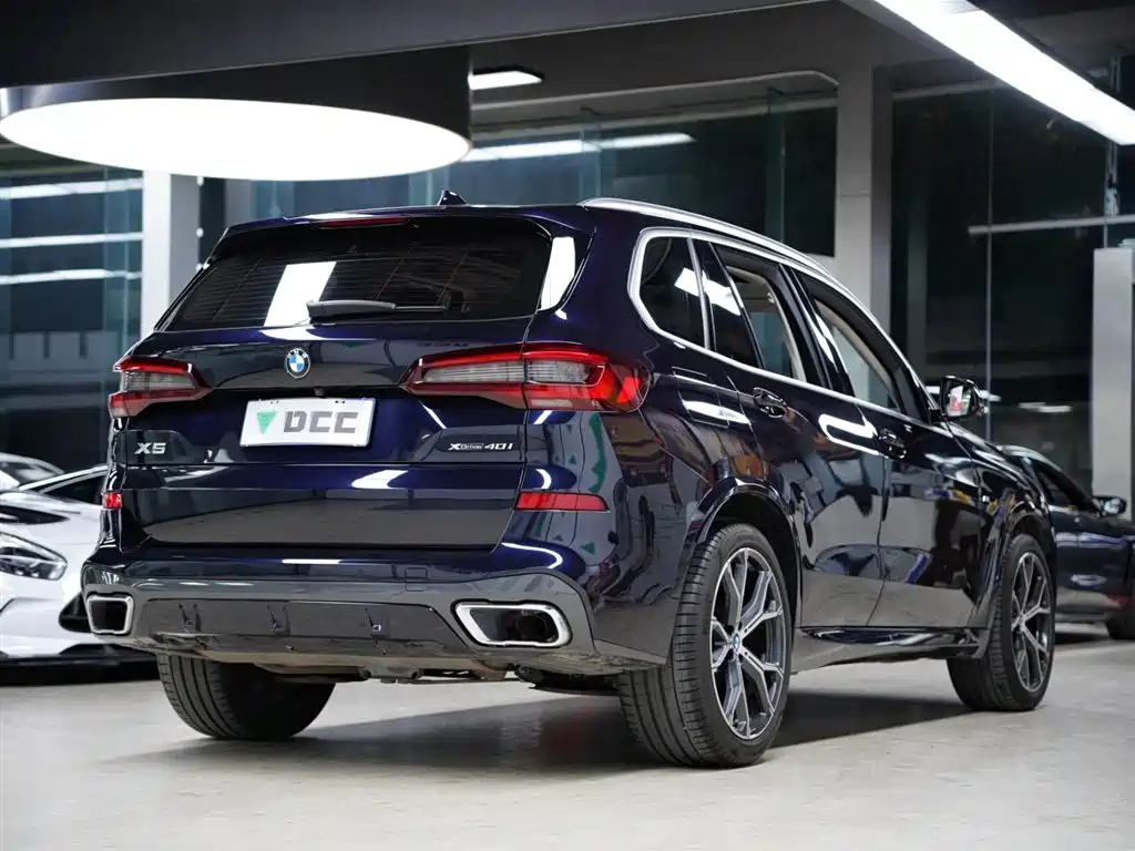 BMW X5 2021