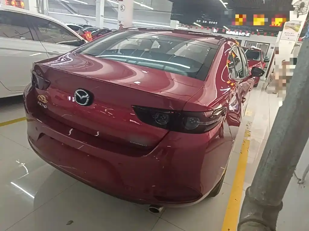 Mazda 3 Axela 2020