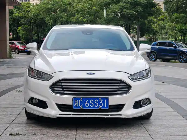 Ford Mondeo 2015