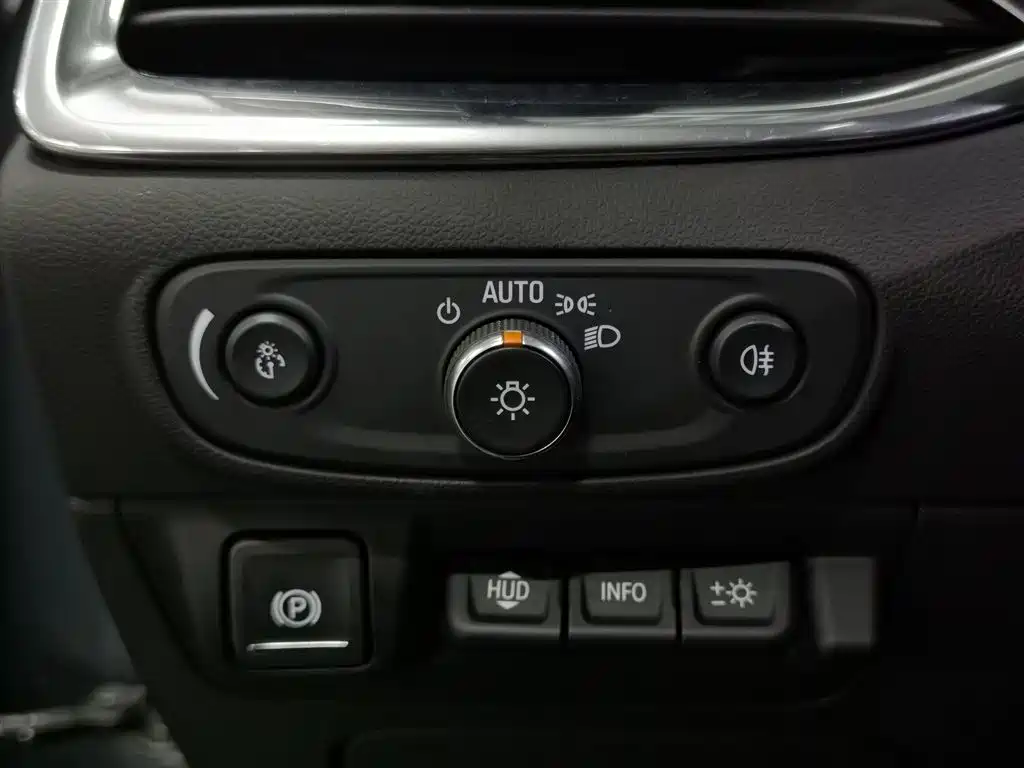 Buick Enclave 2019 — фото 21