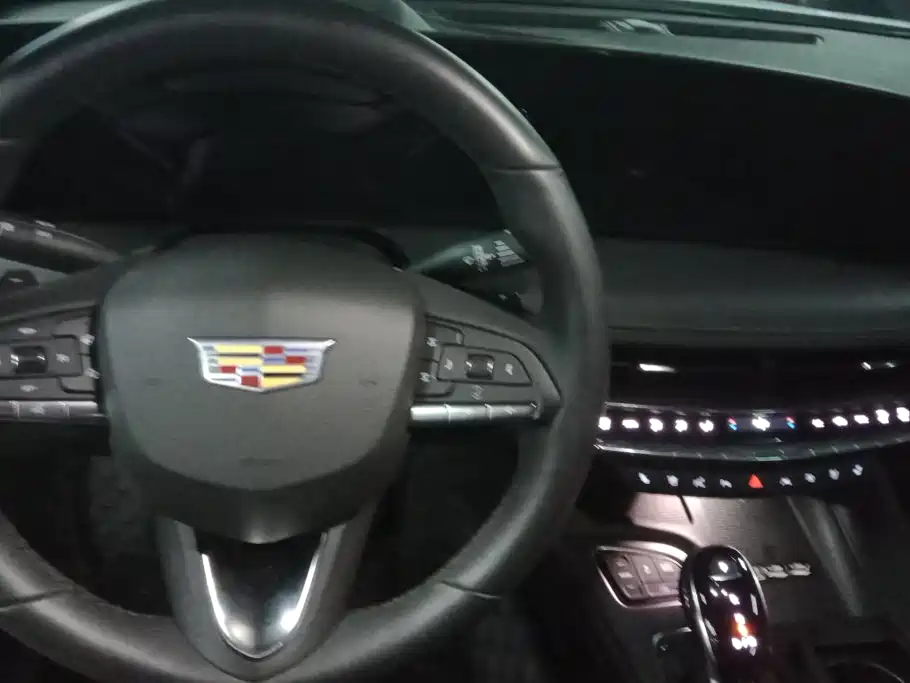 Cadillac CT5 2024 — фото 12
