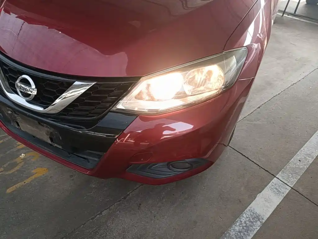 Nissan Tiida 2018 — фото 24