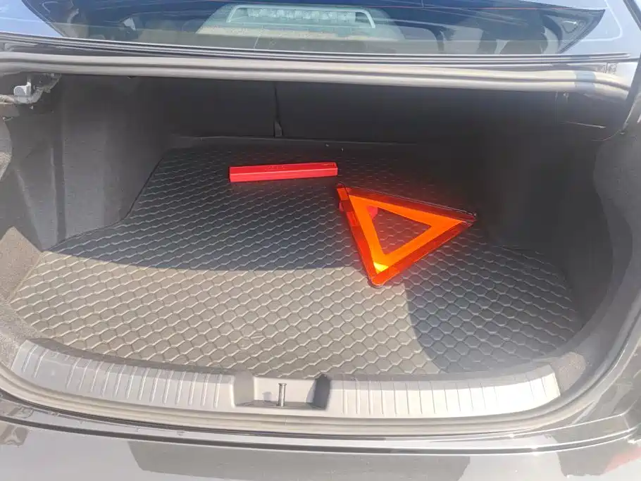 Volkswagen Sagitar 2025