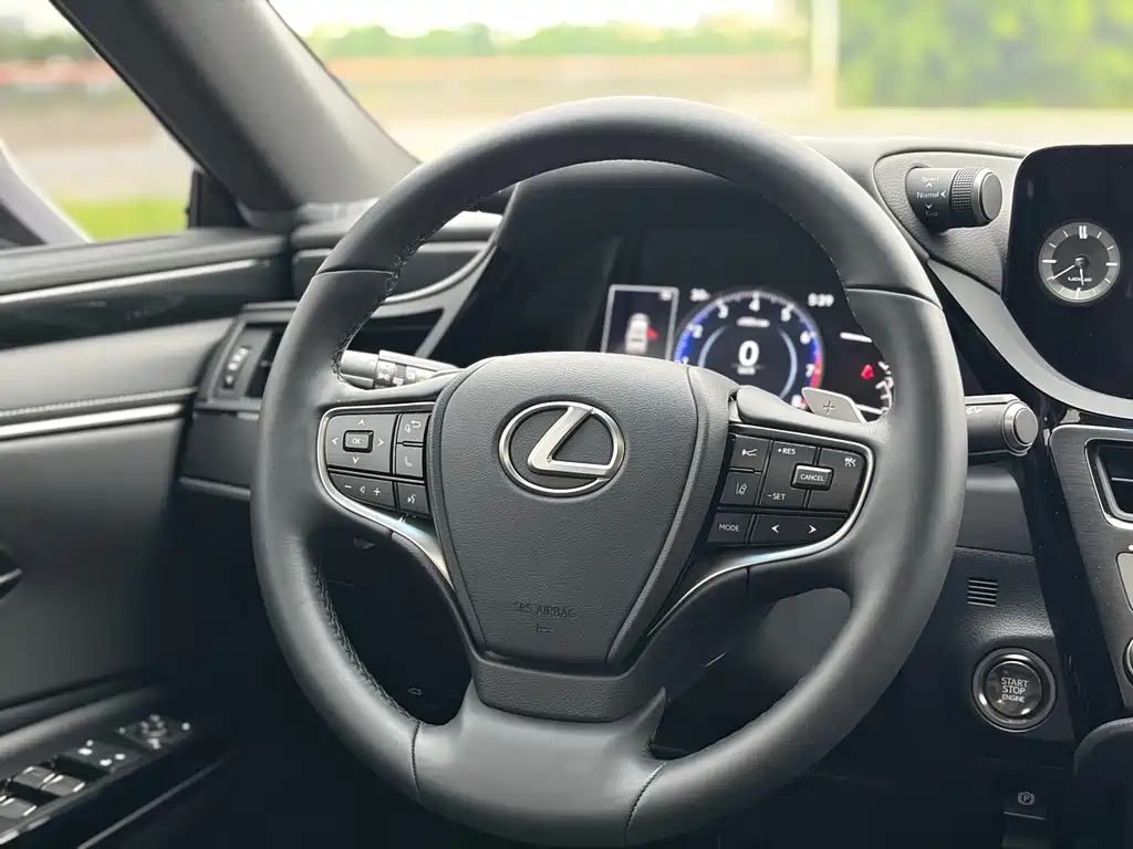 Lexus ES 2024 — фото 15