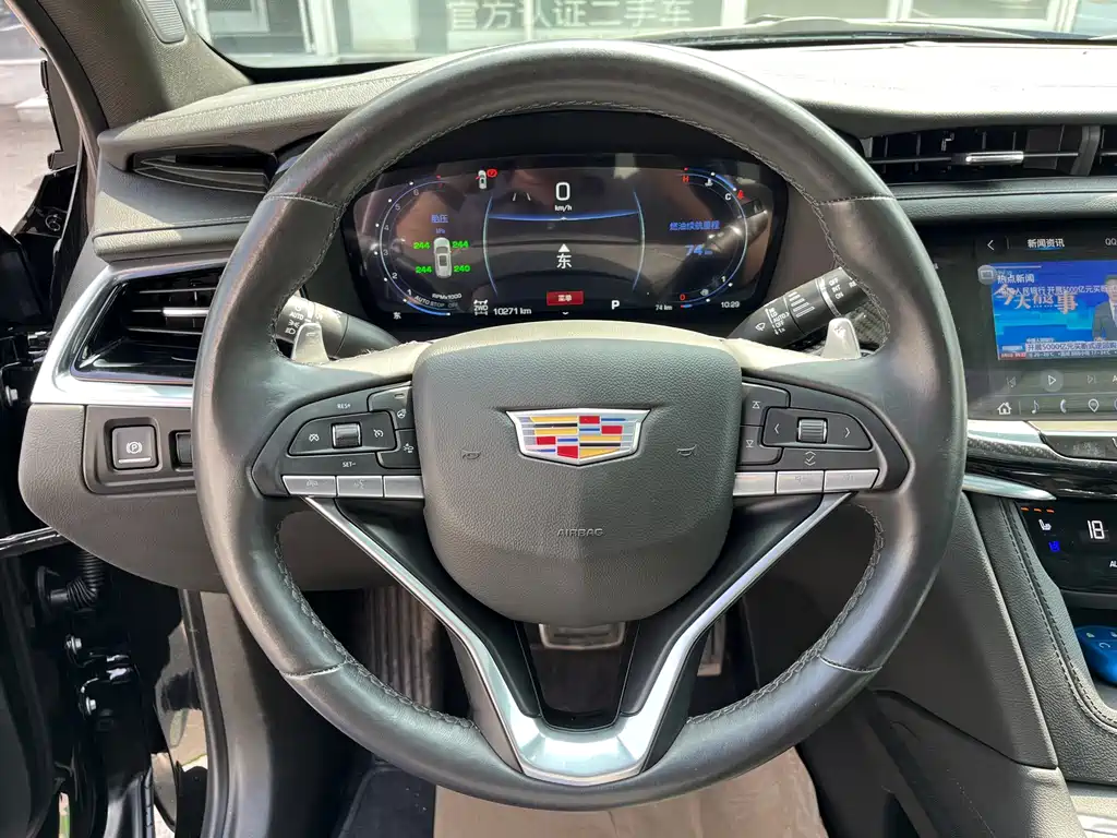 Cadillac XT6 2024 — фото 7