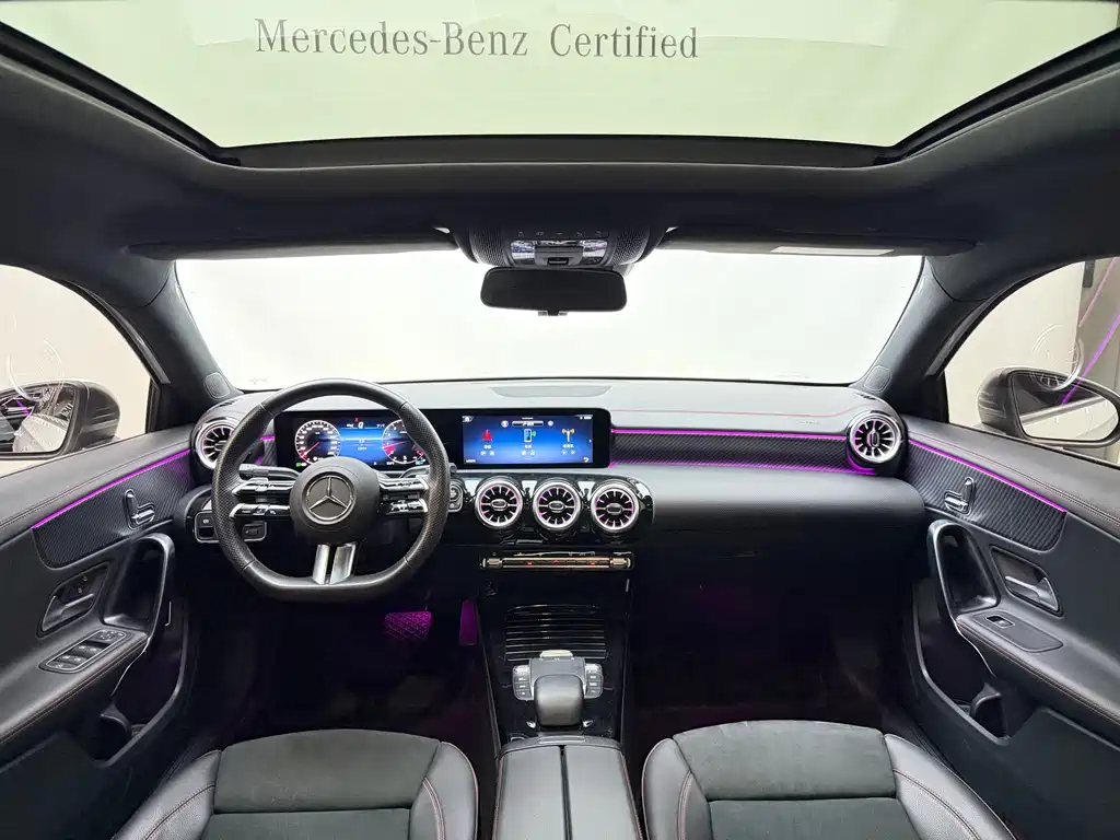 Mercedes-Benz A-Class 2024 — фото 14