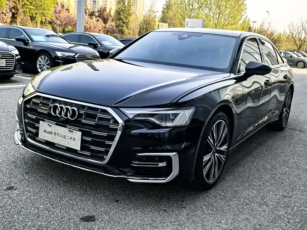 Audi A6L 2024 — фото 1