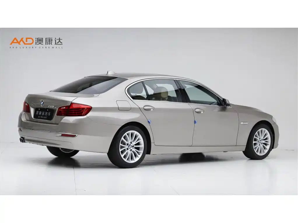 BMW 5 Series 2016 — фото 3
