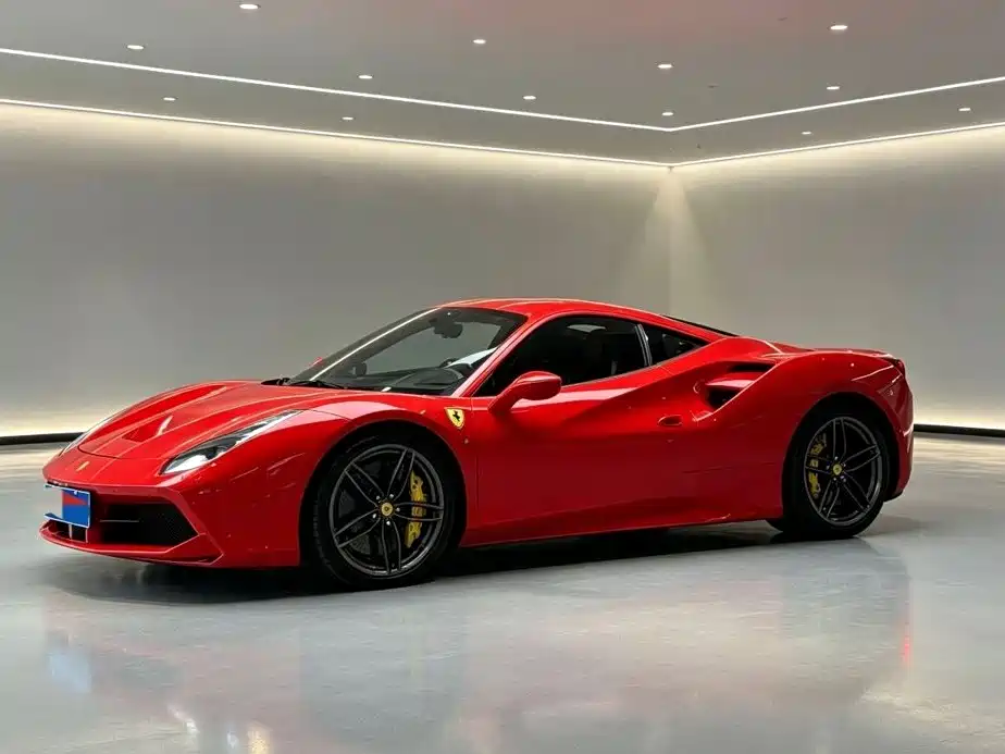 Ferrari 488 2018 — фото 3