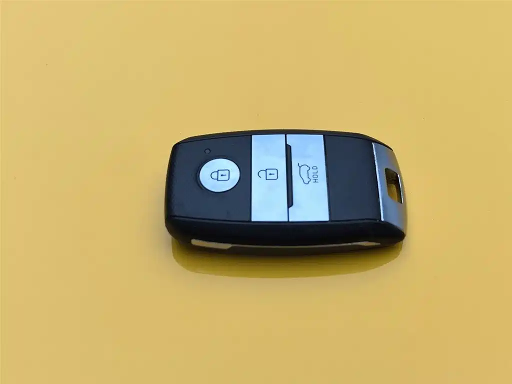 Kia KX1 2019 — фото 19