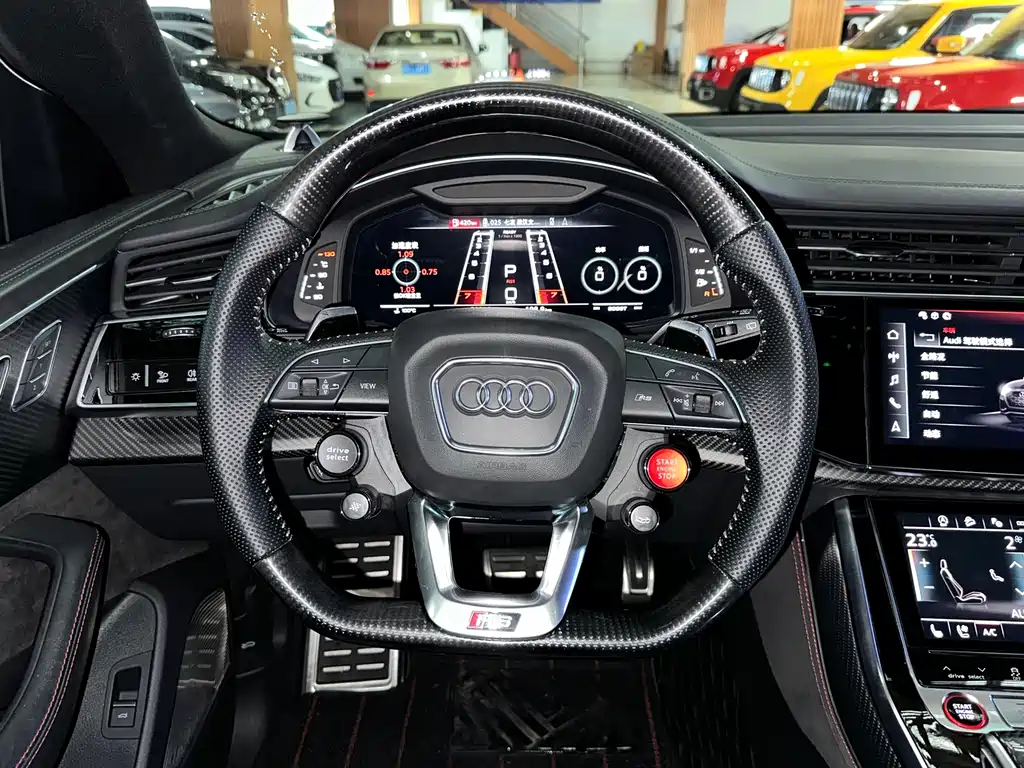 Audi RS Q8 2022 — фото 12
