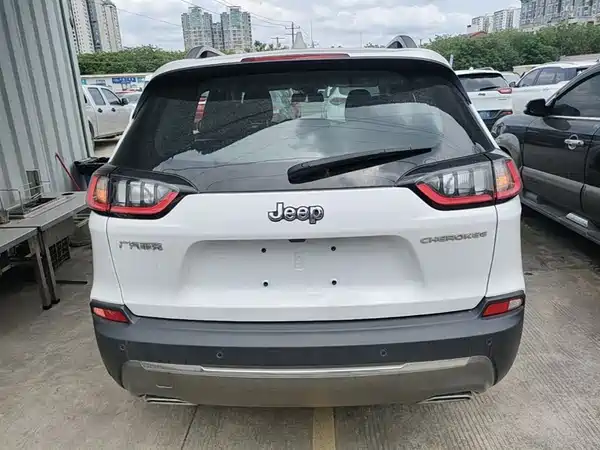 Jeep Cherokee 2020