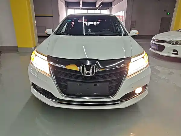 Honda Crider 2016
