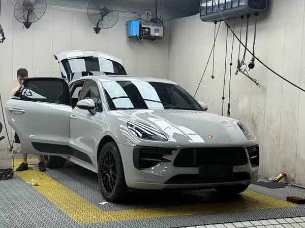 Porsche Macan 2022
